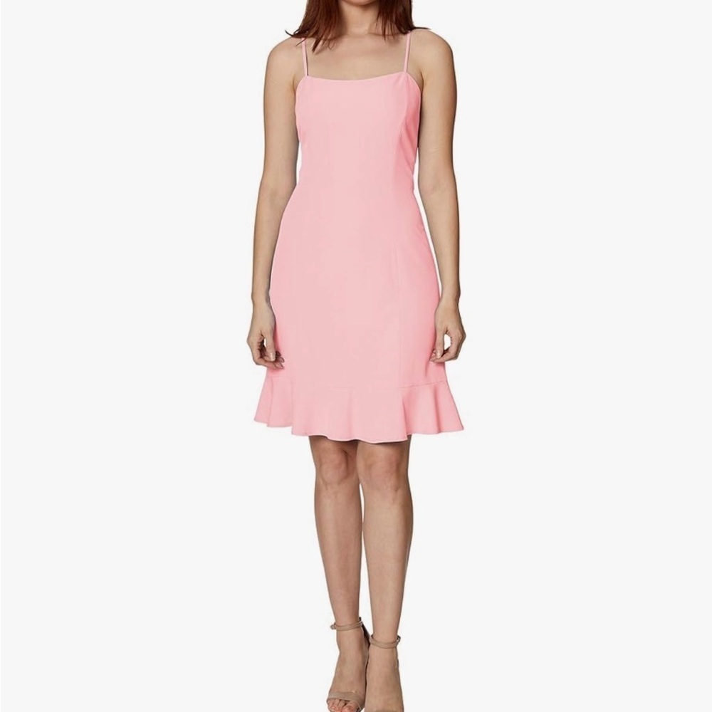 Betsey Johnson Tank Dress w/Flounce
Peach Size 2 Heart Zip Detail